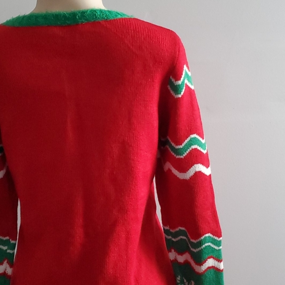 Christmas Ugly Sweater - Picture 11 of 13